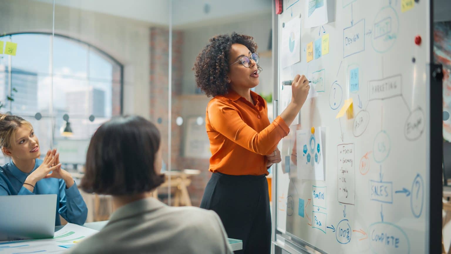 Expert Reveals Top Tips to Boost Workplace Efficiency Amid Distractions