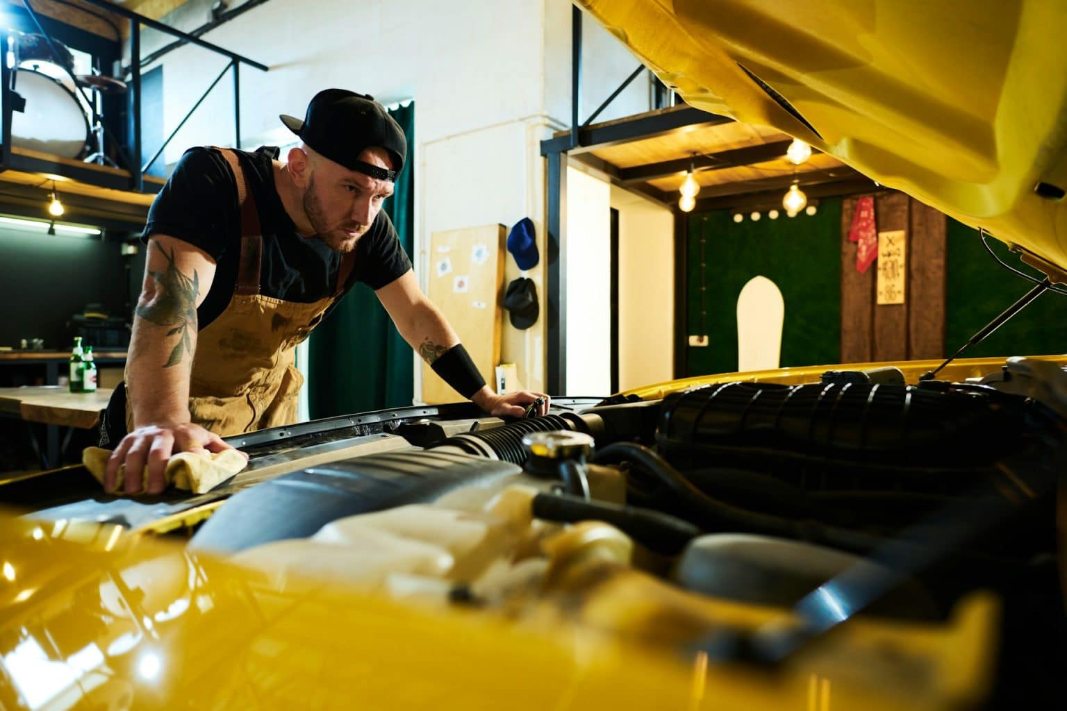 The Seasonal Ups and Downs of the Auto Repair Businesses Seasonal challenges in auto repair business