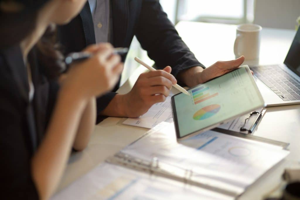 What makes a locally based SEO Company Toronto more effective for small and medium-sized enterprises? Local SEO Company Toronto