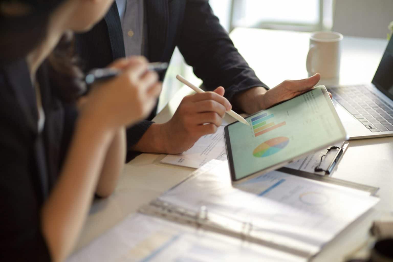 What makes a locally based SEO Company Toronto more effective for small and medium-sized enterprises? Local SEO Company Toronto