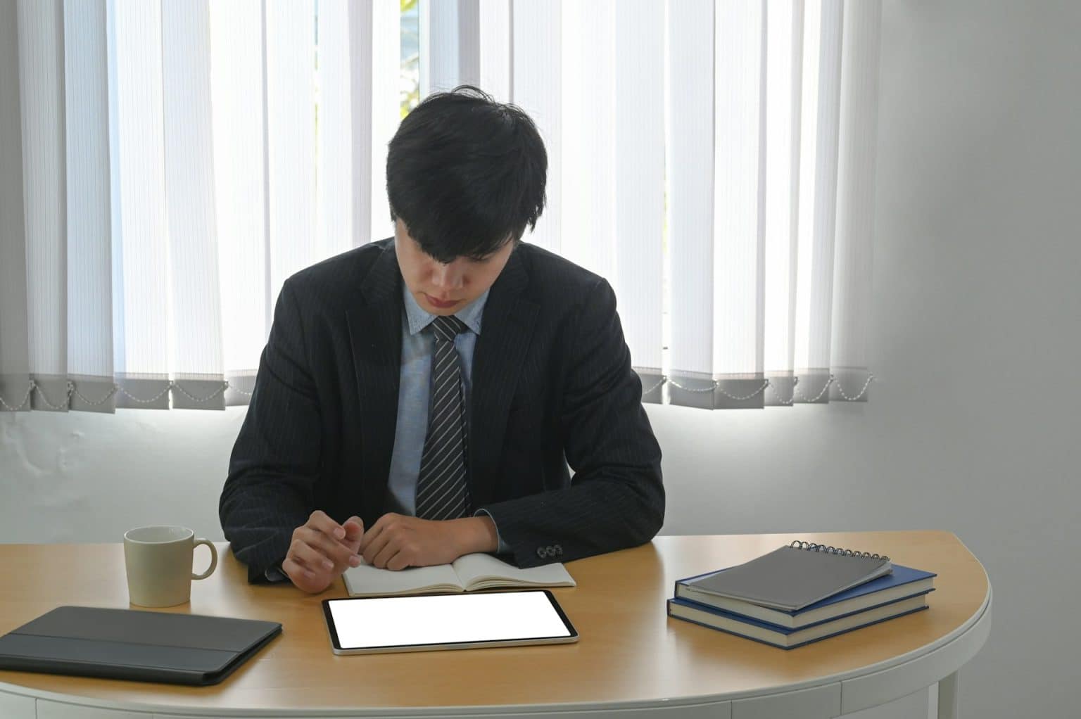 How Professionals Handle Emotional Cases with Care and Confidentiality handling emotional spouse cases with confidentiality