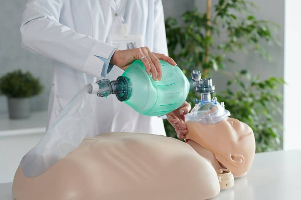 Britain’s Hidden Skill Gap: Why Life Support Training Is More Urgent Than Ever Life Support Training