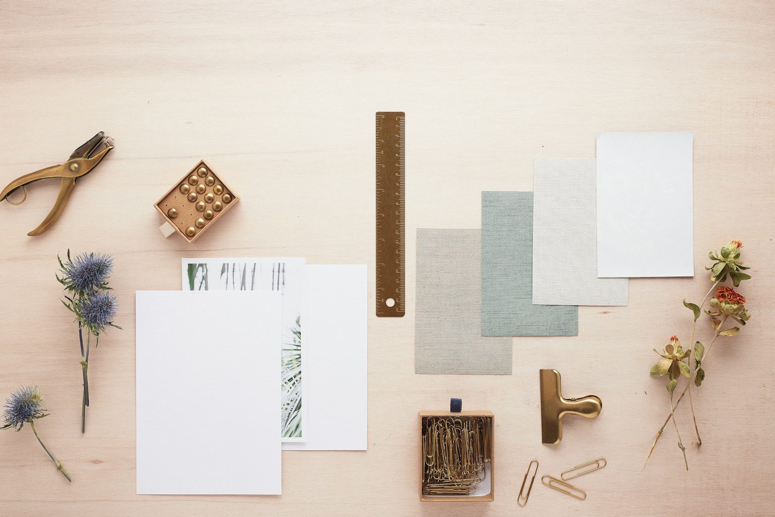 Stationery Staples Every Modern Office Needs a few key stationery items